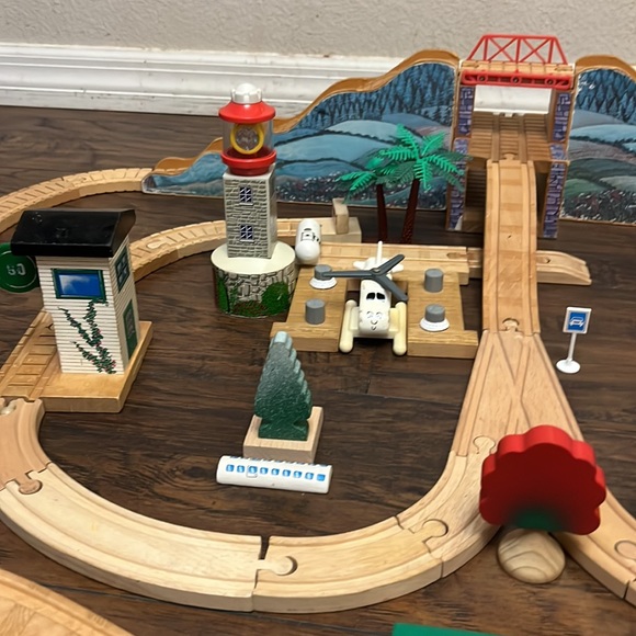 1990’s Vintage - Thomas & Friends Wooden Train set ( Island of Sodor) - Picture 4 of 8